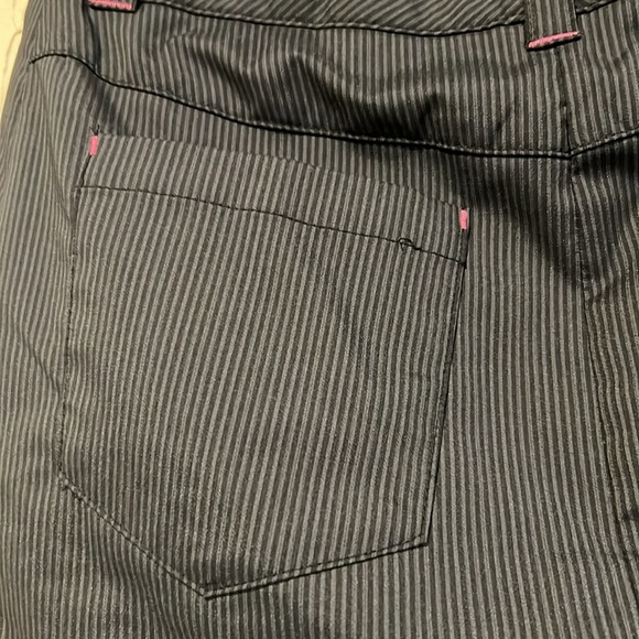 Nike Tour Performance Dri-Fit Gray and black striped Golf skort size 2 - Picture 13 of 16